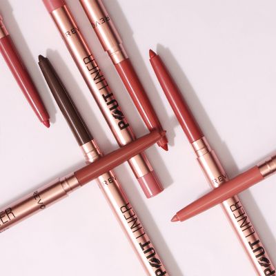 Makeup Revolution: Pout Bomb Plumping Lip Liner Doll Cool Nude