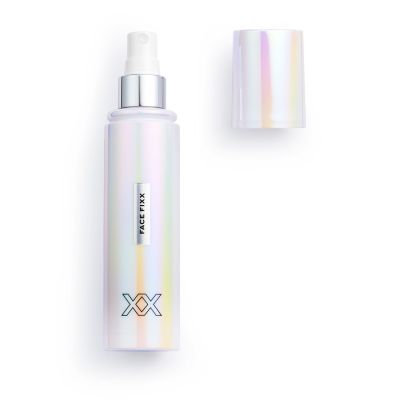 XX Revolution: MOISTURISING FIXING MIST