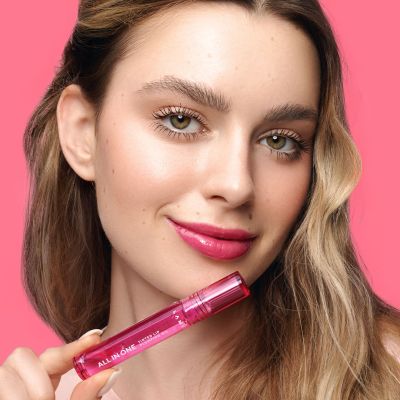 Lamel: All in One Lip Tinted Plumping Oil 404 Berry Ice Lamel: All in One Lip Tinted Plumping Oil 404 Berry Ice