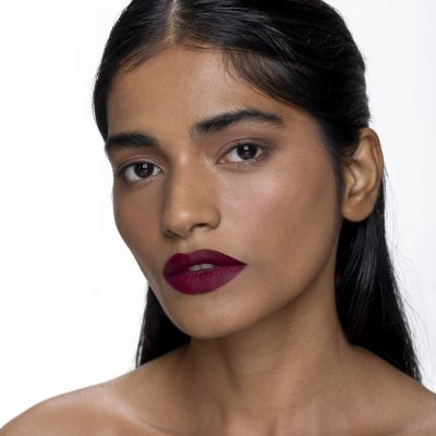 Kiro Beauty: Non-stop airy Matte Liquid Lip - Dusky Grape - 5gm