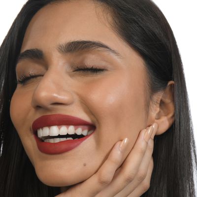 Kiro Beauty: Lush Moist Matte Lipstick Red Beet - 4.2gm