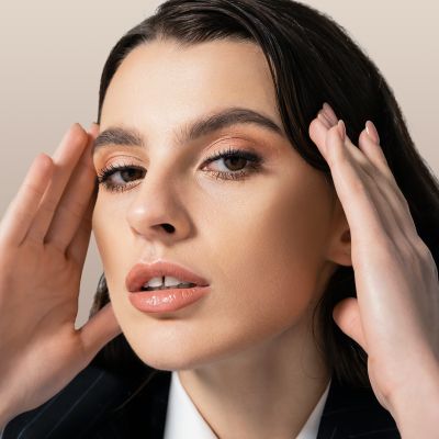 L.A.Girl: Envy Contour Wand - Beach Babe