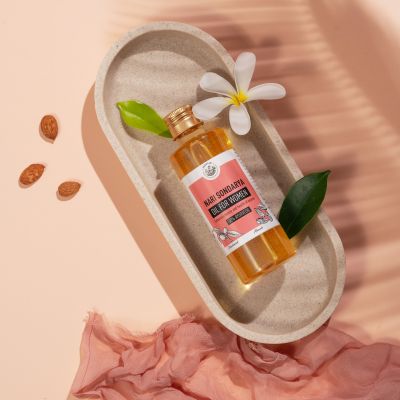 Amrutam: Nari Sondarya Oil- Enhances beauty and health of women - 200 ml