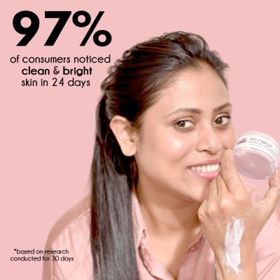 AULI: AHA 5% and Pomegranate Exfoliating Scrub - 50gm