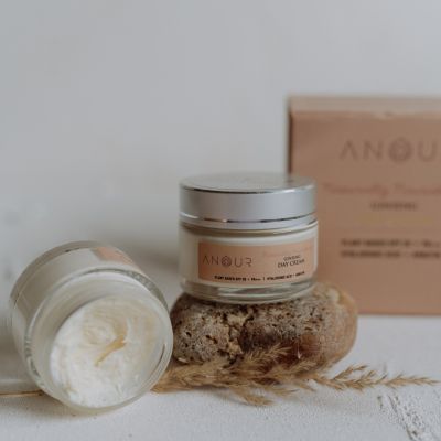 Anour: Ginseng Day Cream (SPF 20++) - 50 gm