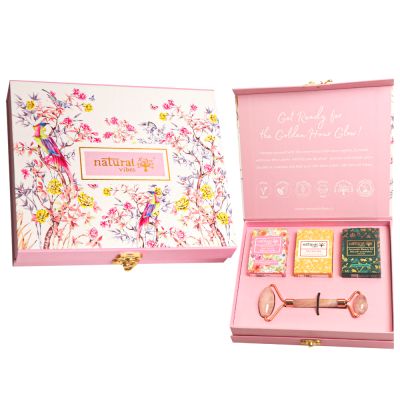 Natural Vibes: Glow Getter Gift Set with Rose Quartz Face Roller, Vitamin C Serum, Nirvana Flower Oil and Gold Beauty Elixir Oil