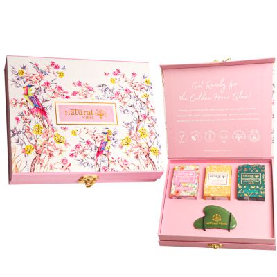 Natural Vibes: Glow Getter Gift Set with Jade Gua Sha, Vitamin C Serum, Nirvana Flower Oil and Gold Beauty Elixir Oil