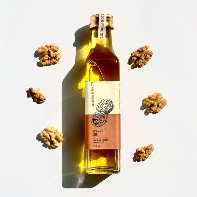 Essentia Extracts: Essential Box, for health and skincare