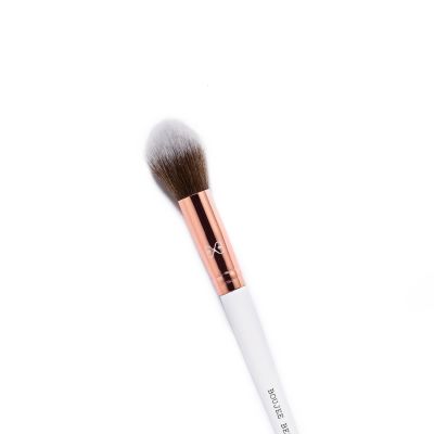 Boujee Beauty: Powder Brush, B102
