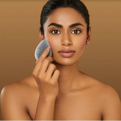 Simply Nam: Velvet Microfiber Make Up Sponge - Black Sapphire