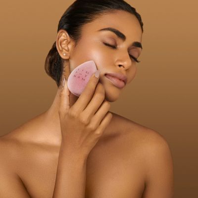 Simply Nam: Velvet Microfiber Make Up Sponge - Malaga Wine