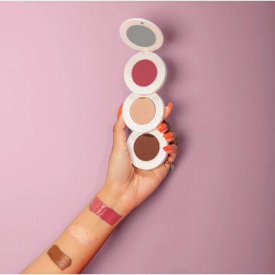 Gush: Stacked in your favour - Day in Day Out - 6.9 gm