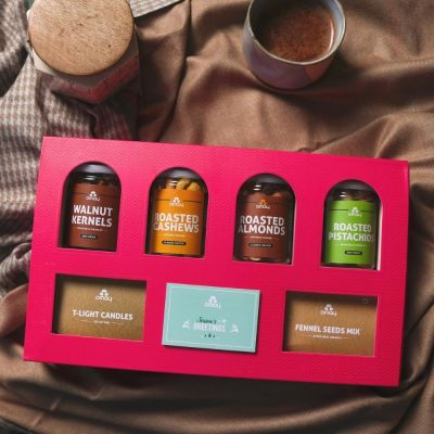 Omay Foods: Eternal Dry-fruits Gift Box