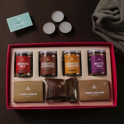 Omay Foods: Royal Treats Gift Box