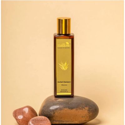 Mellow Herbals: Herbal Aloe vera shampoo with Amla, Reetha, Shikakai & Bhringraj for Dry and Damaged Hair - 200ml
