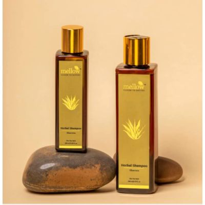 Mellow Herbals: Herbal Aloe vera shampoo with Amla, Reetha, Shikakai & Bhringraj for Dry and Damaged Hair - 200ml