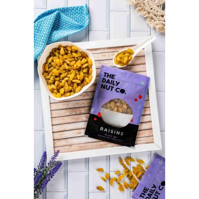 The Daily Nut Co.: Premium Seedless Raisins - Pack of 4 - 200gm each