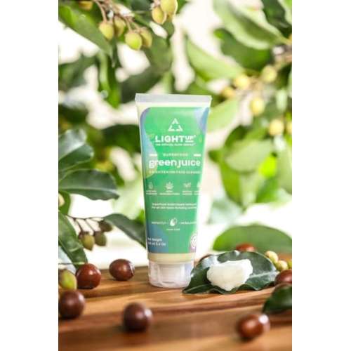 LIGHT UP: Green Juice SuperFood Brightening Face wash - 100ml