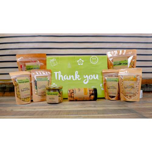 Foodcloud: Gratitude Gift Treats Hamper - Pack of 8 Foodcloud: Gratitude Gift Treats Hamper - Pack of 8
