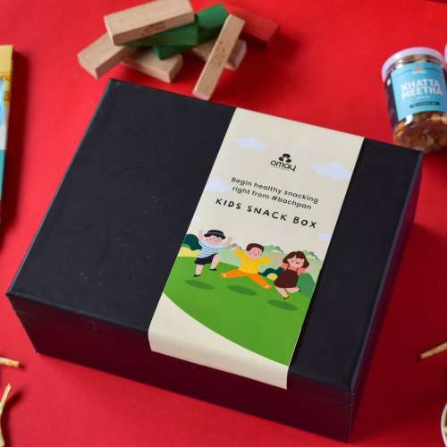 Omay Foods: Kids Snacks Gift Box