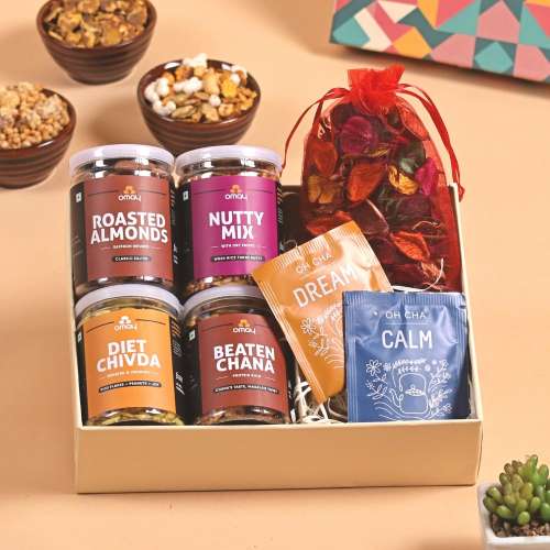 Omay Foods: Nuts & Delights Gift Box