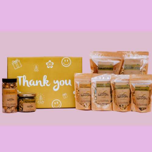 Foodcloud: Gratitude Gift Treats Hamper - Pack of 8 Foodcloud: Gratitude Gift Treats Hamper - Pack of 8