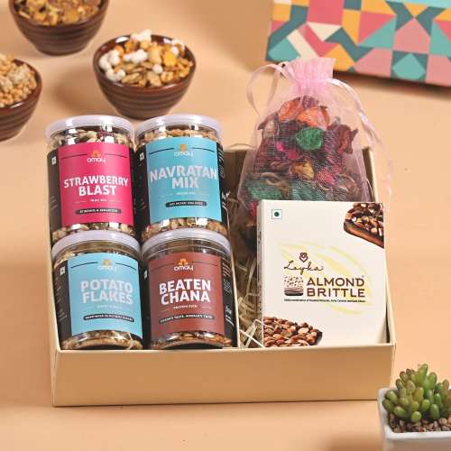 Omay Foods: Wonderful Delights Gift Box Omay Foods: Wonderful Delights Gift Box