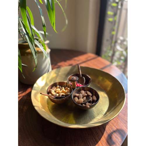 Thenga: Bowl Serving Set with Spoons - Pack of 3
