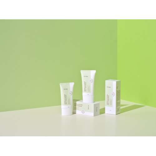 iUNIK: Centella Calming Daily Sunscreen SPF 50+ PA++++ - 60ml