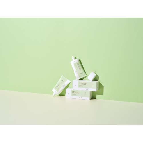 iUNIK: Centella Calming Daily Sunscreen SPF 50+ PA++++ - 60ml