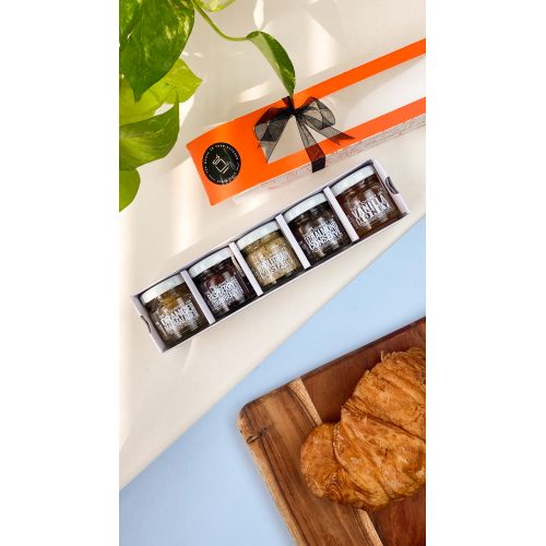 The Gourmet Jar: The Mini Happiness Box