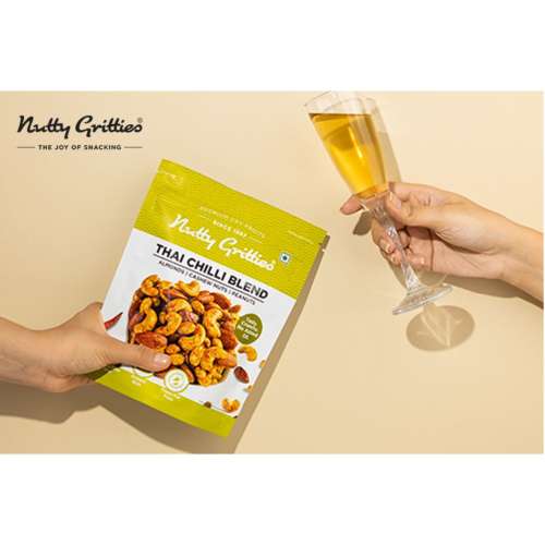 Nutty Gritties: Thai Chilli Blend Trail Mix - Almonds, Cashews and Peanuts - Healthy Party Snack - 400g (2 Pack of 200g each)