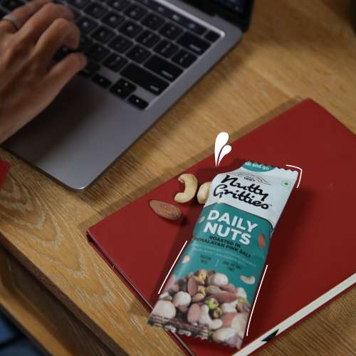 Nutty Gritties: Daily Nuts Roasted in Himalayan Pink Salt (Pack of 6 x 35g each) -210g