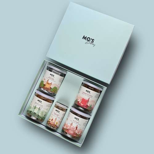 MOS Bakery: Classic Blue Luxury Gift Box - 1000 gm