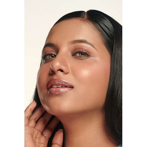 Gush: Glaze Lip Oil Gloss High Shine & Hydrating Clear gloss. - Crystal Milk