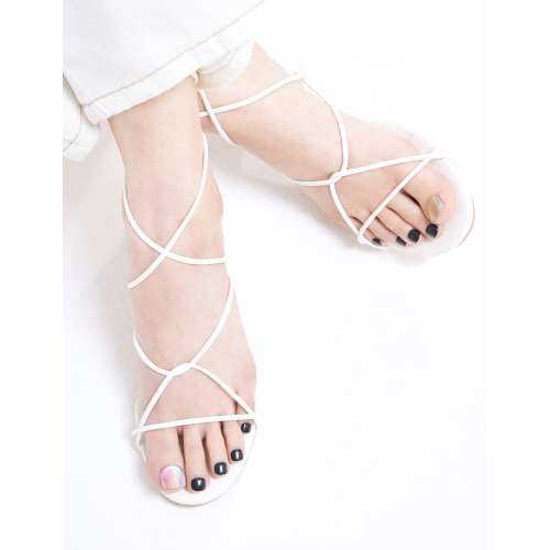 Dashing Diva: MAGICPRESS Black Aurora (Pedi)
