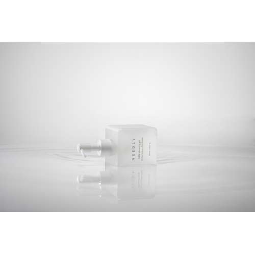 Needly: Mild cleansing gel 235ml Needly: Mild cleansing gel 235ml