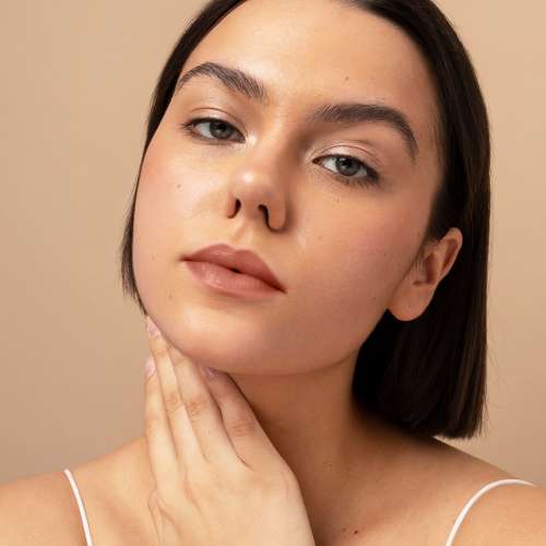 L.A.Girl: LIP HAZE BLURRING SOFT MATTE LIP COLOR-BABY