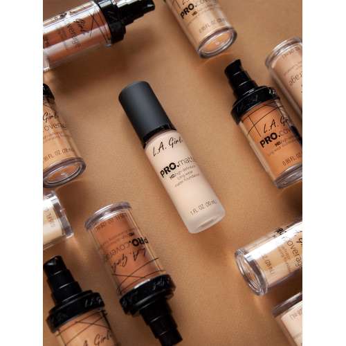 L.A.Girl: Pro coverage Hd Foundation Sand