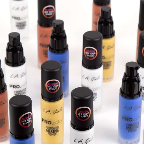 L.A.Girl: Pro Color & Pro Matte Foundation - Yellow