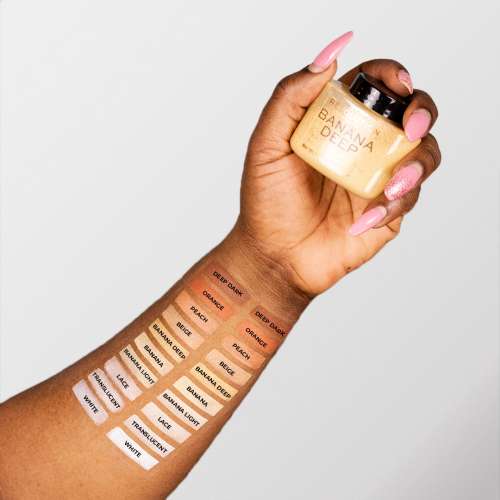 Makeup Revolution: Loose Baking Powder Banana