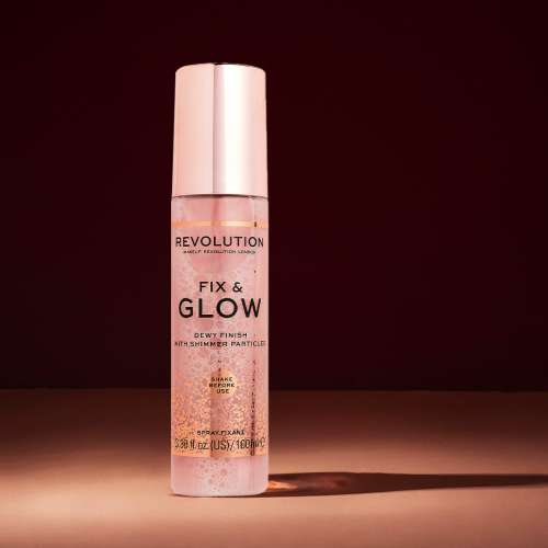 Makeup Revolution: Fix & Glow Fixing Spray Makeup Revolution: Fix & Glow Fixing Spray