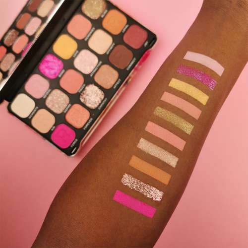 Makeup Revolution: Forever Flawless Affinity Eyeshadow Palette