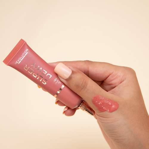 Makeup Revolution: Superdewy Liquid Blusher Flushing For You