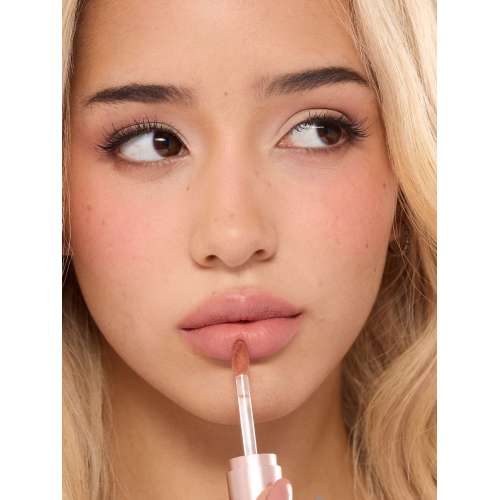 Makeup Revolution: Air Blur Matte Liquid Lipstick Siren