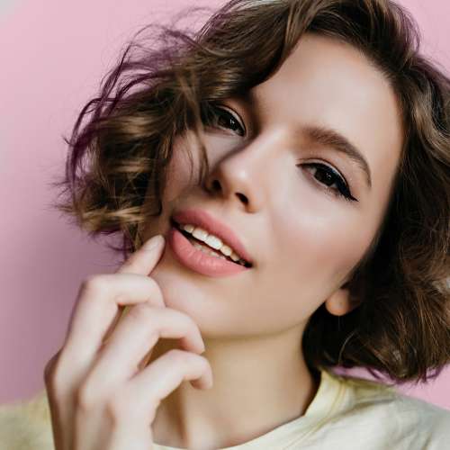Makeup Revolution: Pout Bomb Plumping Lip Liner Kiss Baby Pink