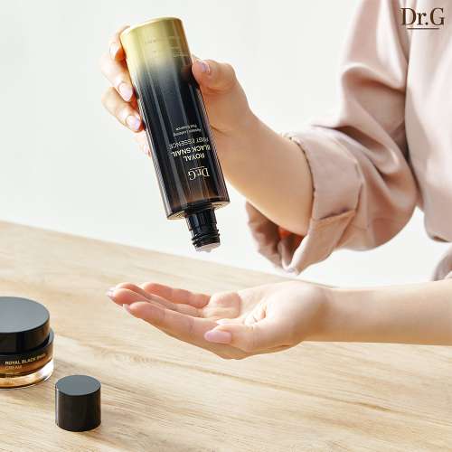 DR.G: Royal Black Snail First Essence 65ml