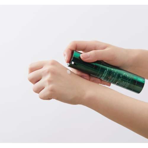 VT Cosmetics:  Pro Cica Reedle Shot 700