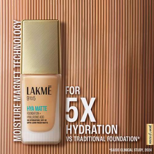 Lakme: 9 to 5 Hya Matte Foundation + Hyaluronic Acid Neutral Light