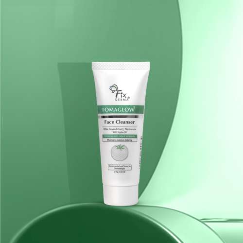 Fixderma: Tomaglow Face Cleanser with White Tomato Extract 4% Niacinamide Skin Brightening face wash 15gm
